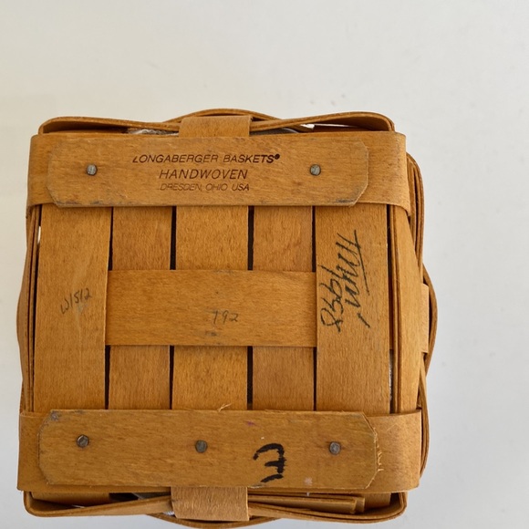 Longaberger Basket - Picture 3 of 7
